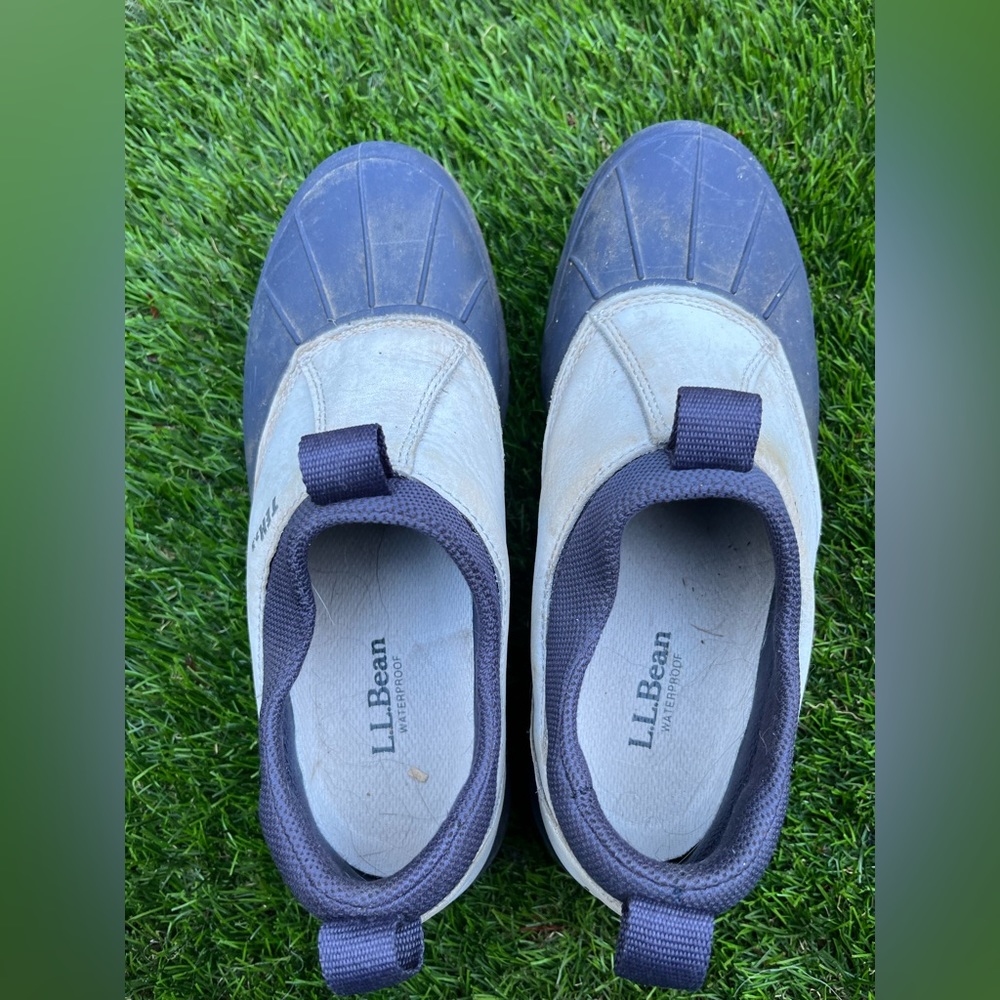 LL Bean waterproof mocs women’s 8.5 Navy/white